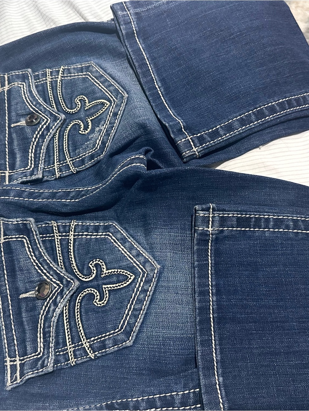 True Religion Women's Dark Blue Bootcut Jeans with White Contrast Stitching